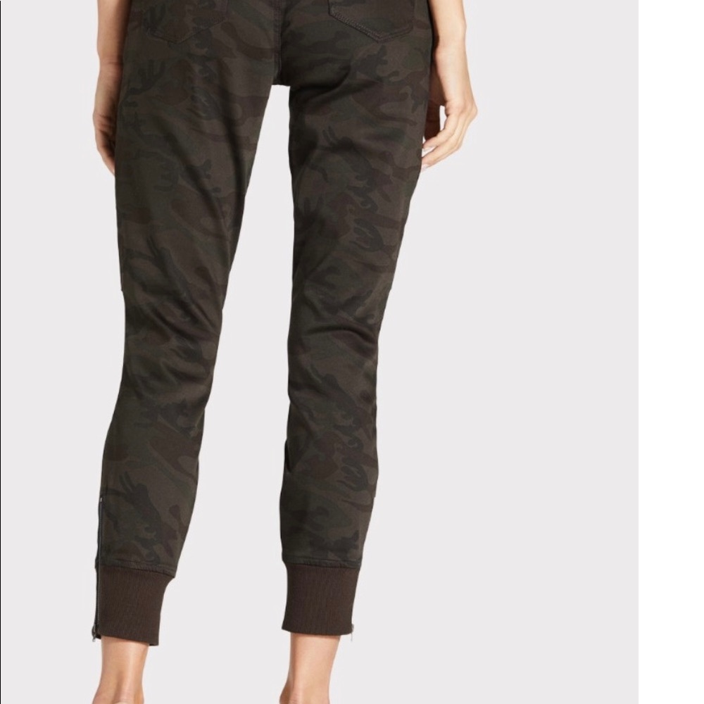 Level99 Jolie Utility Pant, Midnight Camo 28